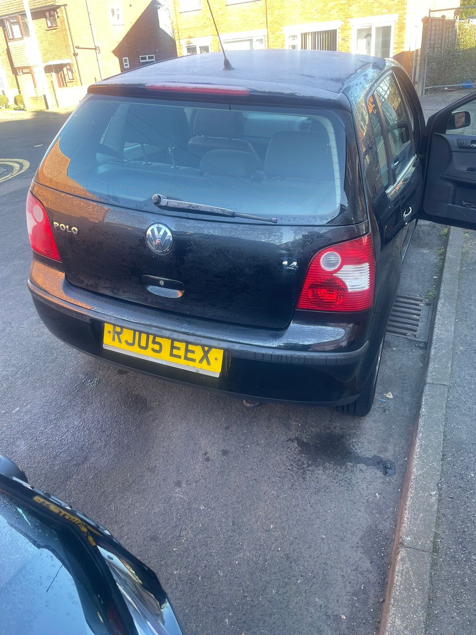 VW POLO 1.6 PETROL
